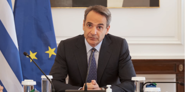 Μητσοτάκης: Υποχρεωτικός ο εμβολιασμός για τους άνω των 60