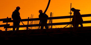 Στο 13% μειώθηκε η ανεργία το Γ΄ τρίμηνο του 2021