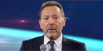 OT FORUM – Στουρνάρας: Μείωση κατά 1% του ελληνικού ΑΕΠ & άνοδος 1% του πληθωρισμού