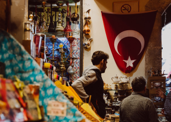 Ο πληθωρισμός της Τουρκίας εκτινάχθηκε στο 54,44%, στο υψηλότερο 20ετίας