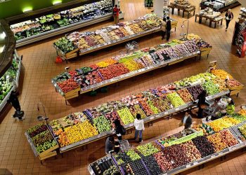 Στο 6,1% υποχώρησε ο πληθωρισμός τον Φεβρουάριο [Πίνακες]