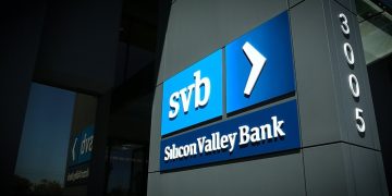 Κατέρρευσε η Silicon Valley Bank – Η μεγαλύτερη τραπεζική πτώχευση από την παγκόσμια οικονομική κρίση του 2008