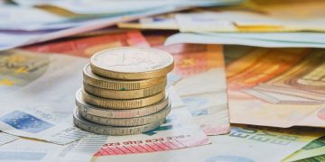 Στο 2,7% η ανάπτυξη το 2ο τρίμηνο του 2023