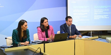 Πώς θα επιλέγονται οι διοικήσεις στο Δημόσιο – Τα κριτήρια & τα τεστ δεξιοτήτων για 600 πρόσωπα