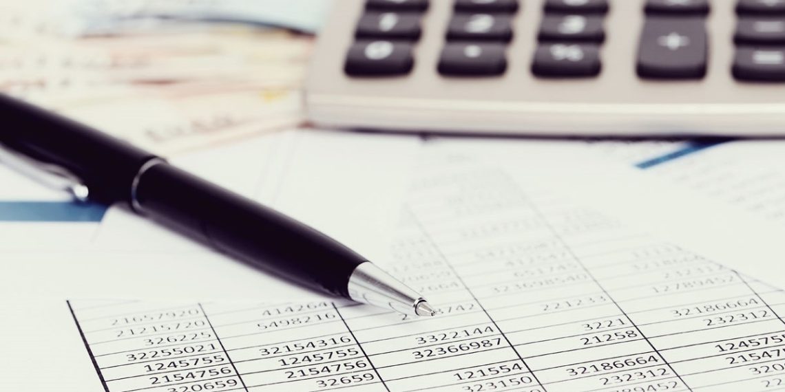 Λόγω φοροδιαφυγής μισθωτοί & συνταξιούχοι πληρώνουν περισσότερους φόρους