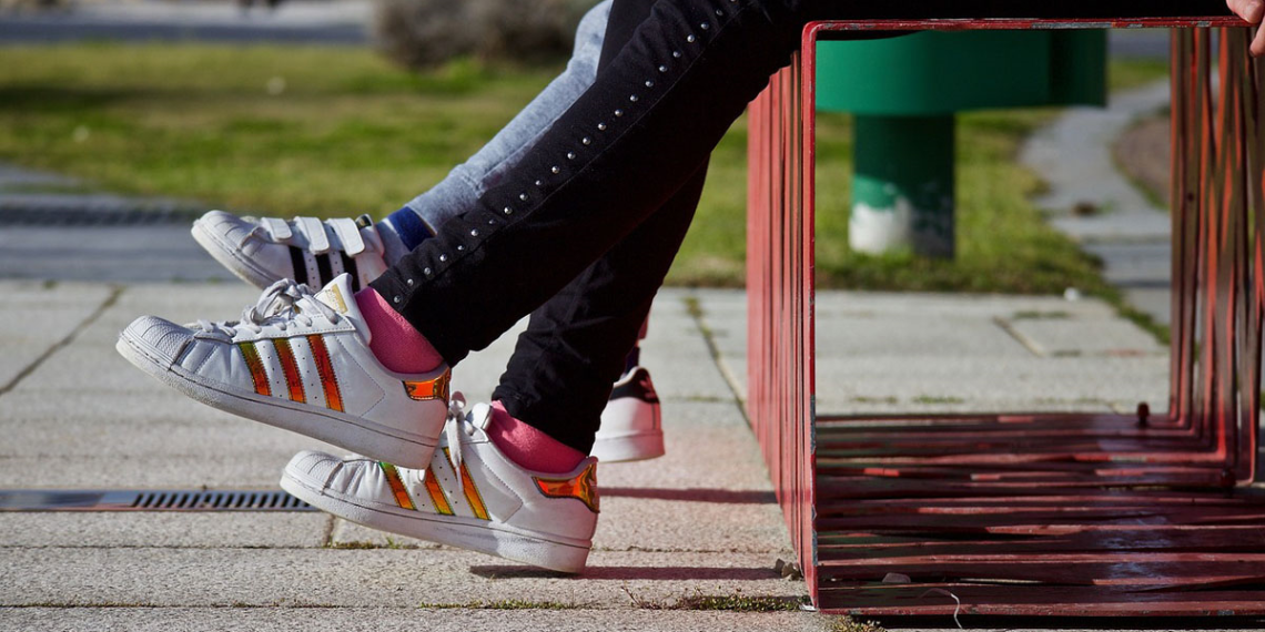 Από σήμερα 350.000 ανήλικοι άνω των 12 ετών αποκτούν ΑΦΜ