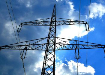 Ρεύμα: Στα €110 η μεγαβατώρα στη χονδρική