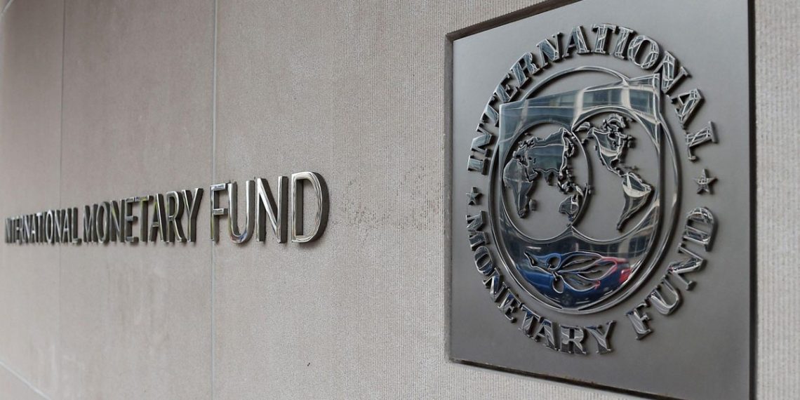 ΔΝΤ: Πρωτογενή πλεονάσματα 2,1% έως το 2029 για την Ελλάδα