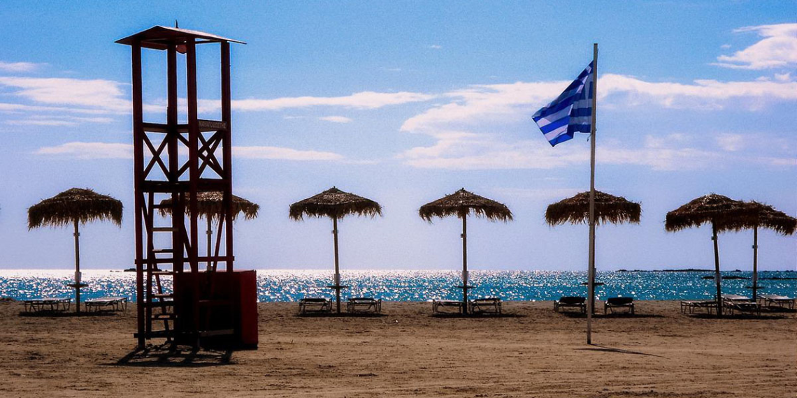 Σε ιστορικά υψηλά, €28,5 δισ. & 13% του ΑΕΠ η άμεση συμβολή του τουρισμού στην ελληνική οικονομία το 2023