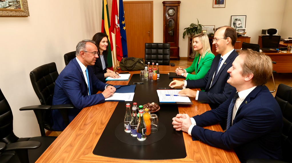 Σταϊκούρας: Ο νέος Ευρωπαϊκός Διάδρομος Μεταφορών από την Βαλτική Θάλασσα έως το Αιγαίο Πέλαγος – Πρωτοβουλία 3Seas