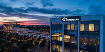 Entersoft: Αίτημα στην Επιτροπή Κεφαλαιαγοράς για διαγραφή από το ΧΑ