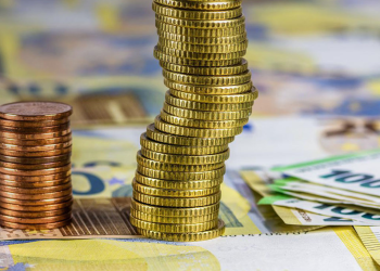 Προϋπολογισμός: Στα € 5,6 δισ. το πρωτογενές πλεόνασμα