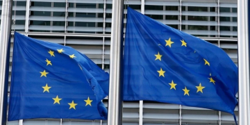 Θετική προκαταρκτική αξιολόγηση της Ευρωπαϊκής Επιτροπής για την εκταμίευση €1 δισ. από το Ταμείο Ανάκαμψης