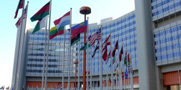 ΟΗΕ: Η παγκόσμια οικονομική ανάπτυξη θα παραμείνει 2,8% το 2025