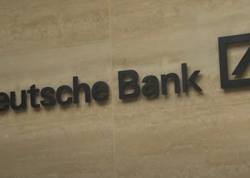 Μαζικές απολύσεις & λουκέτα υποκαταστημάτων στη Deutsche Bank