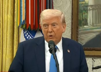 ΗΠΑ: Πίεση σε ευρωπαϊκές εταιρείες για συμμόρφωση με το διάταγμα Τραμπ κατά της διαφορετικότητας