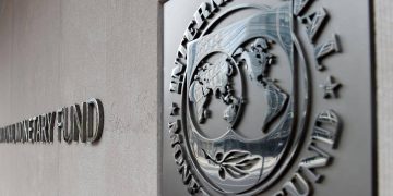 ΔΝΤ: Προβλέπει ανάπτυξη 2,1% το 2025 για την ελληνική οικονομία