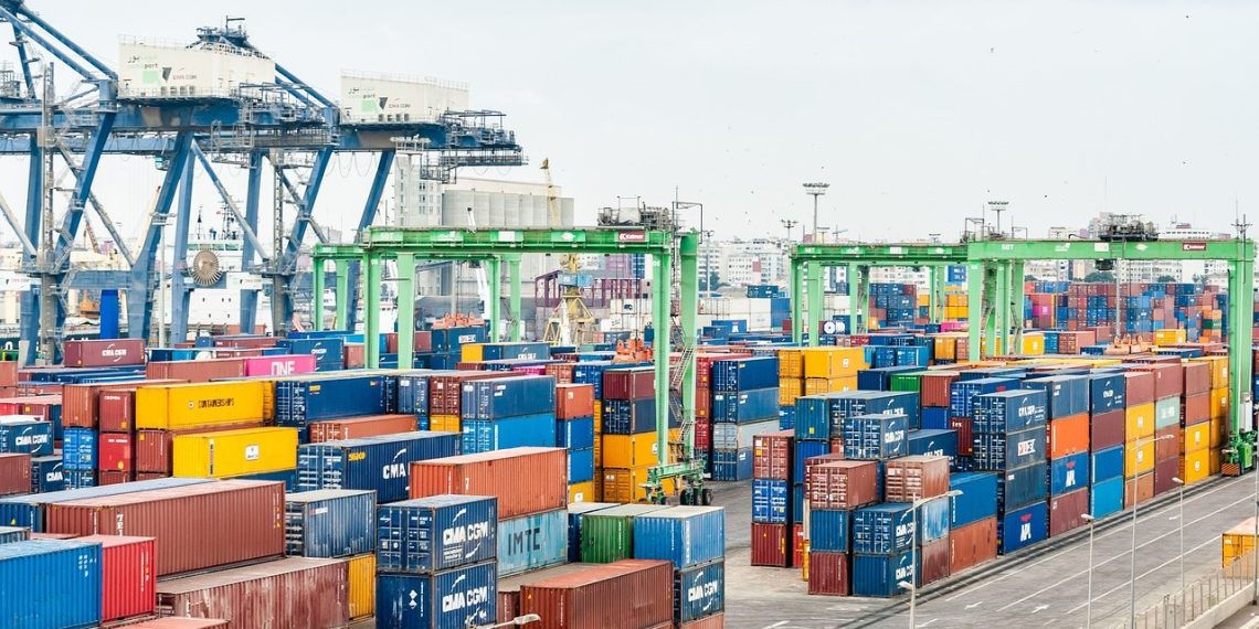 Άνοδος 25,3% στο εμπορικό έλλειμμα τον Μάρτιο – Μειώθηκαν οι εξαγωγές