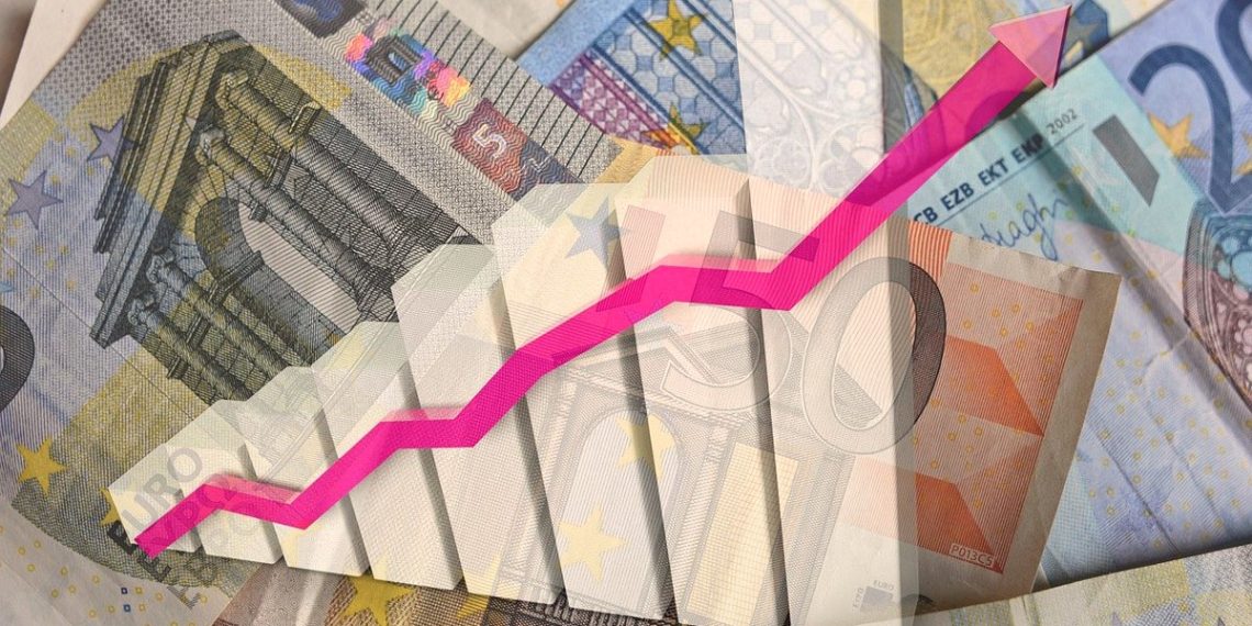 Ανησυχητική άνοδος πληθωρισμού στην Ελλάδα – Στο 3,3% τον Μάιο, κόντρα στην ευρωπαϊκή επιβράδυνση