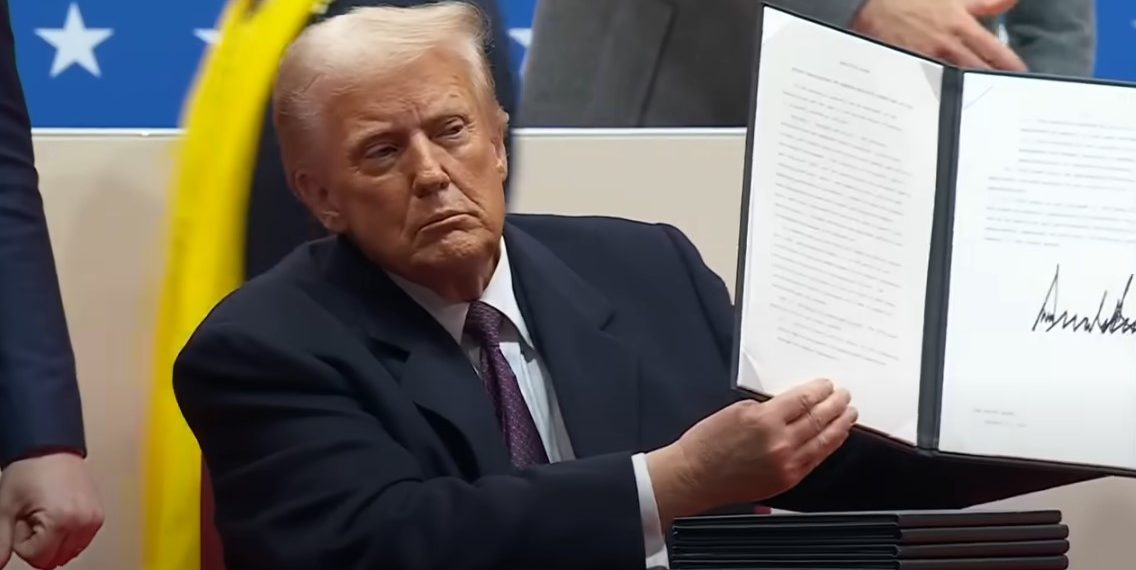 Τραμπ: Δασμοί 35% στα Καναδικά Προϊόντα – Αναταράξεις στις Αγορές