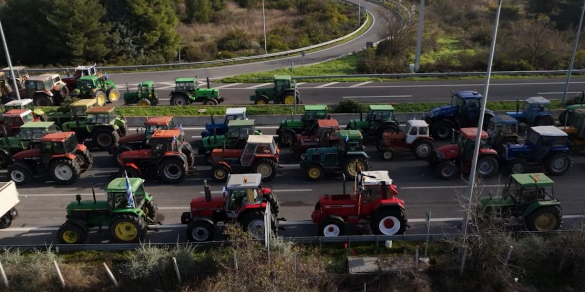 Ανησυχία επιχειρήσεων για τις αγροτικές κινητοποιήσεις στην “καρδιά” της εορταστικής αγοράς