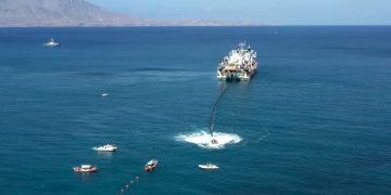 Ξεκινούν οι έρευνες βυθού της ηλεκτρικής διασύνδεσης Ελλάδας – Ιταλίας