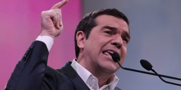 Η επιστροφή του “αριστερού ταραξία”: Πώς ο διεθνής οικονομικός Τύπος βλέπει το comeback του Αλέξη Τσίπρα