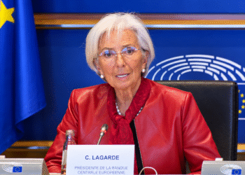 ΕΚΤ: Αποχωρεί η Κριστίν Λαγκάρντ τον Φεβρουάριο του 2027 – Η μάχη της διαδοχής και τα διλήμματα για το ευρώ